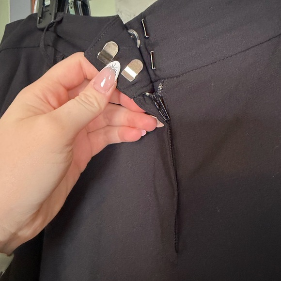 Women's Black Dress Pants - Picture 4 of 7